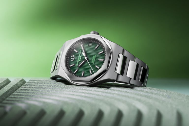 Girard-Perregaux Laureato 42mm Green